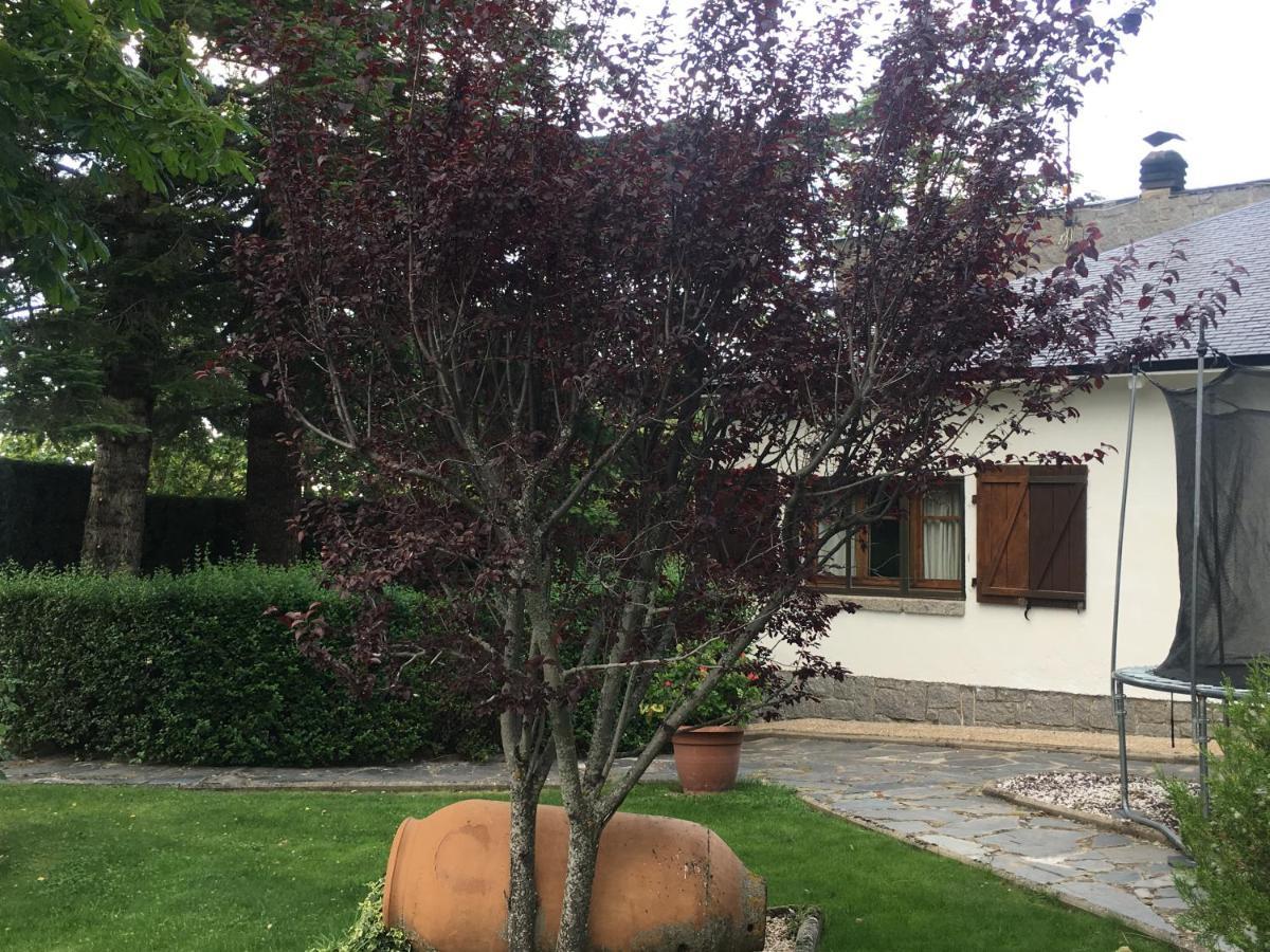 Villa Aurelia - Casa De Campo Con Jardin Y Piscina Entre Madrid Y Segovia Ortigosa del Monte Exterior photo
